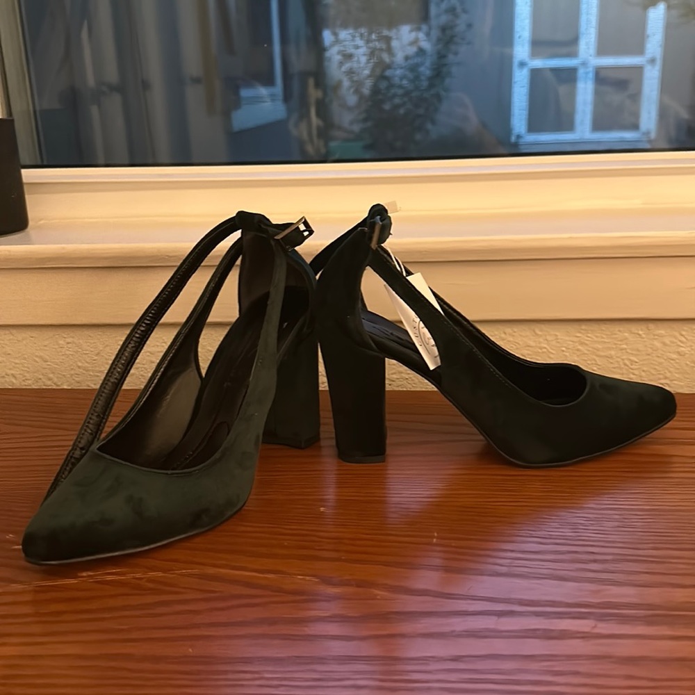 Green suede heels